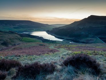 Admiring Dove Stone Reservoir on my way home, I just sat and watched the sun fade, a stunning remote location.