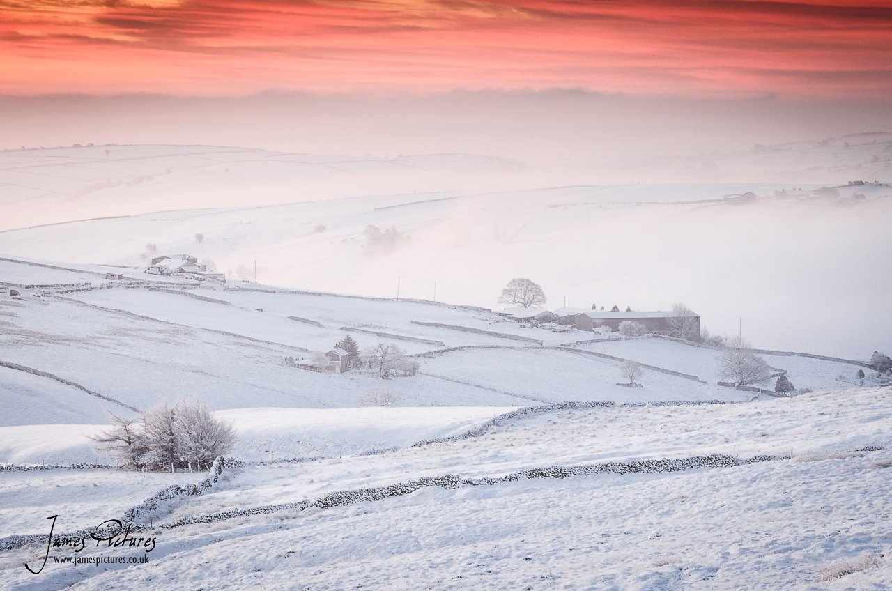 A glorious and stunning winter sunrise from Axe Edge in the Peak District
