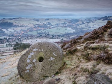 one of the best places to photograph in the peak district