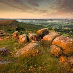 Curbar Edge At Sunrise
