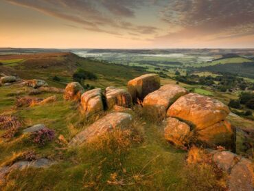 Curbar Edge At Sunrise