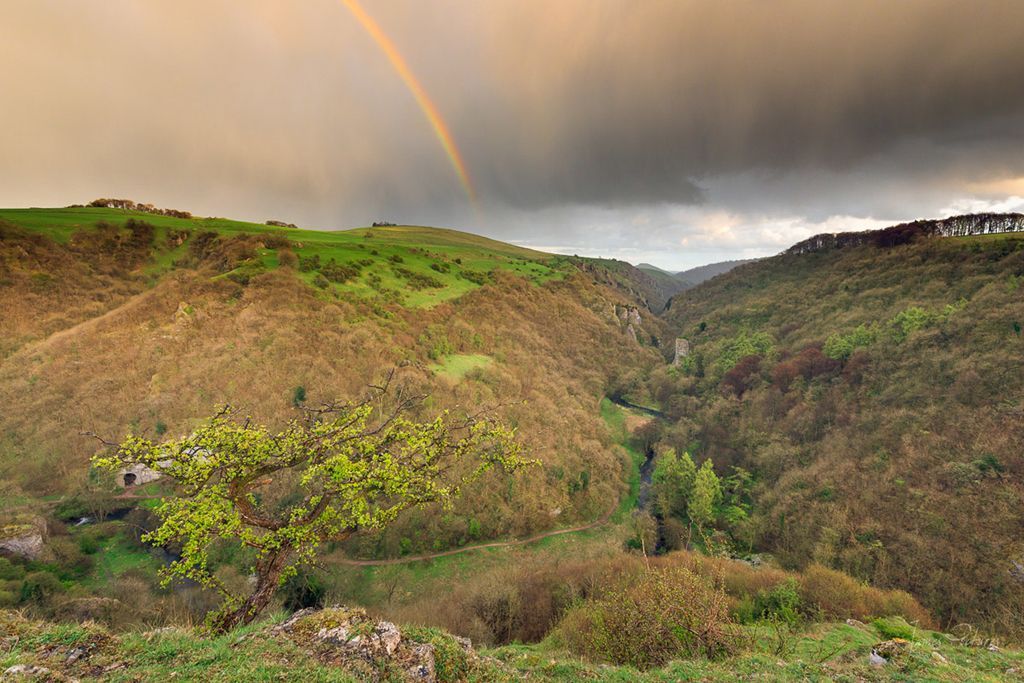 Ravens Tor And Dovedale